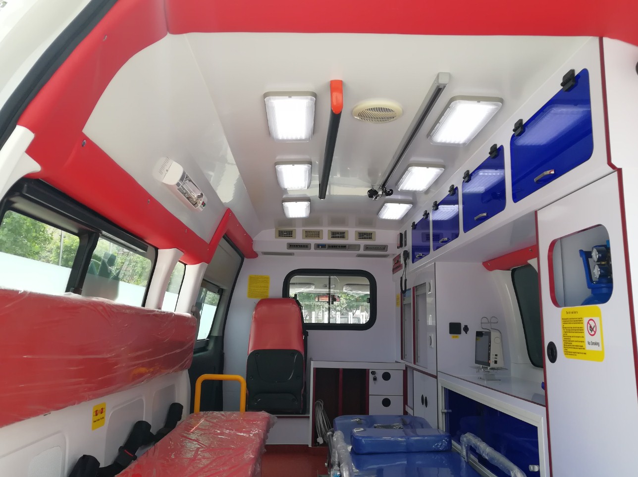 Medizinischer Mitteldach-Überwachungskrankenwagen Autotransport-Krankenwagen zu verkaufen